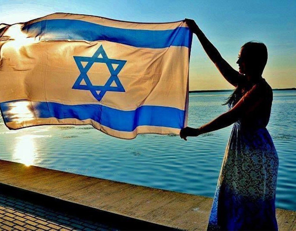 10697436_839888152697021_5009788208607001305_o